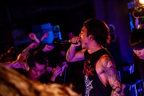 Ryo(Vo / Crystal Lake)(Photo by TAKASHI KONUMA )