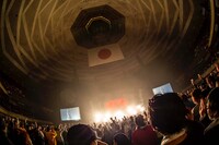 般若ワンマンライブ「おはよう武道館」の様子。（撮影：HayachiN）