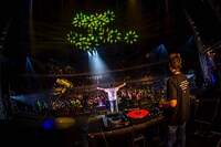 般若ワンマンライブ「おはよう武道館」の様子。（撮影：HayachiN）