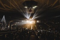 般若ワンマンライブ「おはよう武道館」の様子。（撮影：Yuji Kaneko）