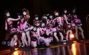 虹のコンキスタドール「全国征服!5th Anniversary レインボウツアー」神奈川・CLUB CITTA'公演の様子。(写真提供:キングレコード)