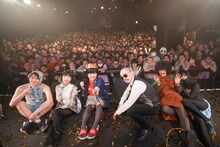 「眉村ちあき 東阪クアトロライブ～眉村ちあき × スーパードラゴンゲスト」東京・渋谷CLUB QUATTRO公演の様子。（Photo by I.ITO）