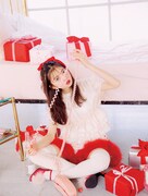 齋藤飛鳥を起用した巻頭特集「あしゅの日常」より。