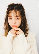 柴田あやなを起用した特集「大切な日までにすべきこと・・・」より。