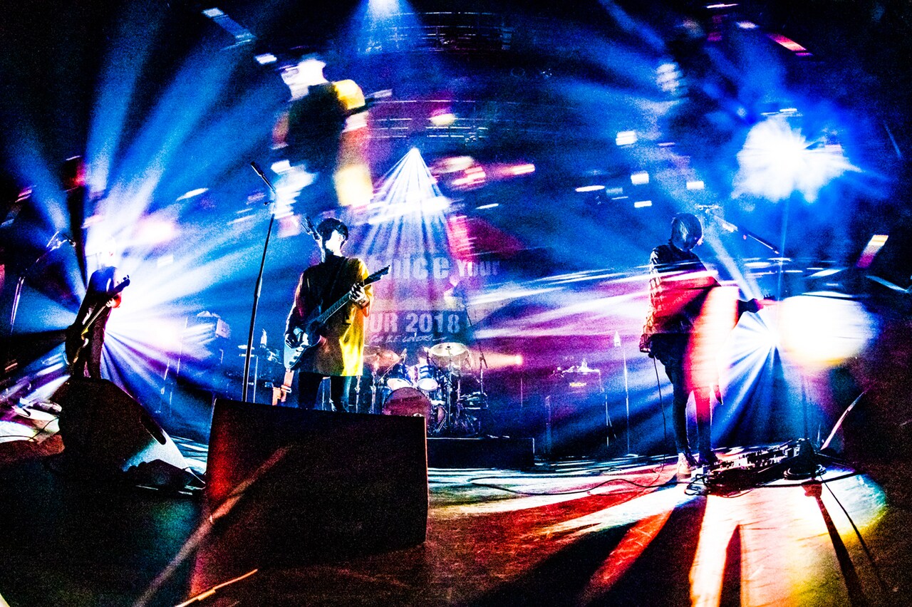 2018年「BLUE ENCOUNT TOUR 2018 Choice Your『→』」で撮影したBLUE ENCOUNT。