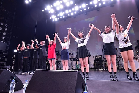 転校少女*「Star Light Tour」東京・ヒューリックホール東京公演の様子。