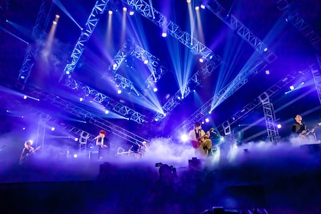 「MY FIRST STORY S・S・S TOUR FINAL at Yokohama Arena」2日目公演のアンコールの様子。（Photo by TAKASHI KONUMA）