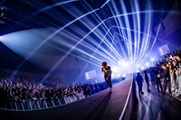 「MY FIRST STORY S・S・S TOUR FINAL at Yokohama Arena」2日目公演の様子。（Photo by TAKASHI KONUMA）