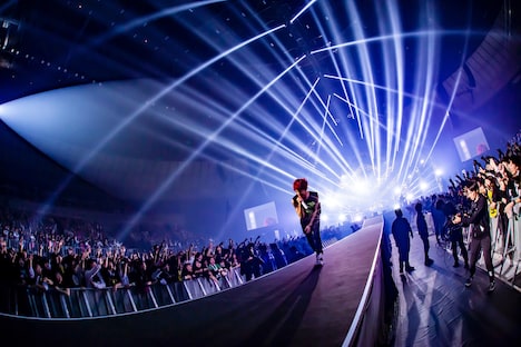 「MY FIRST STORY S・S・S TOUR FINAL at Yokohama Arena」2日目公演の様子。（Photo by TAKASHI KONUMA）