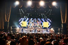 ベリーグッドマン「“てっぺんとるぞ宣言”ツアー2017-2018～超好感男と貴方～」の様子。