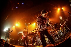 LITE、toe、downy、SOILによる競演の宴「LITE 15th」大盛況