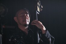 秋田ゴールドマン（B / SOIL&"PIMP"SESSIONS）（Photo by Yoshiaki Miura）