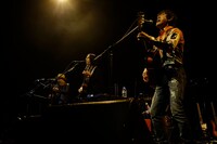 高野寛「Spectra Special」の様子。