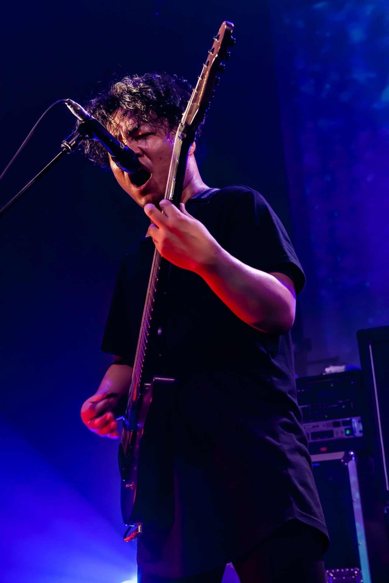 Shinya（G）（Photo by TAKASHI KONUMA ）
