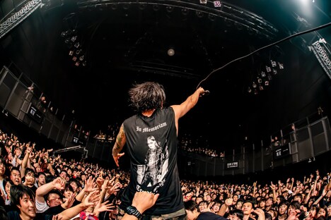Crystal Lake(Photo by TAKASHI KONUMA )