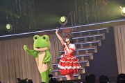 「AKB48矢作萌夏ソロコンサート～みんなまとめてすちにさせちゃうぞ▽～」の様子。