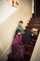 左から齋藤飛鳥、西野七瀬。