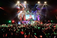 人気画像4位は「うらたぬき＆あほの坂田、王子様になってフィアンセを探す熱狂の一夜」より、うらさか「URASAKA KINGDOM～To kiss princess～」最終公演の様子。（撮影：小松陽祐［ODD JOB］）