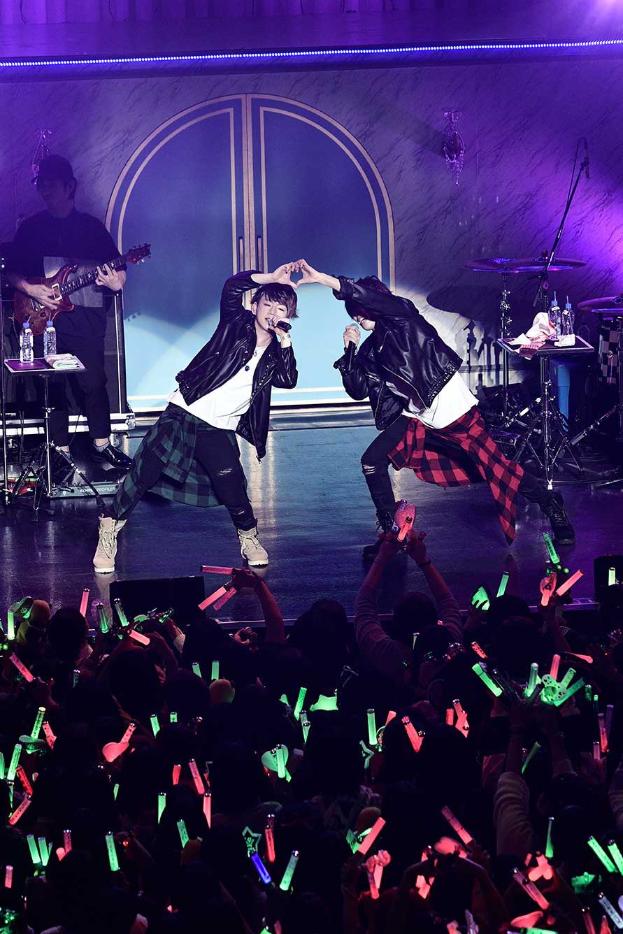 うらさか「URASAKA KINGDOM～To kiss princess～」最終公演の様子。（撮影：小松陽祐［ODD JOB］）