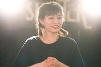 shino（写真提供：エイジアプロモーション）