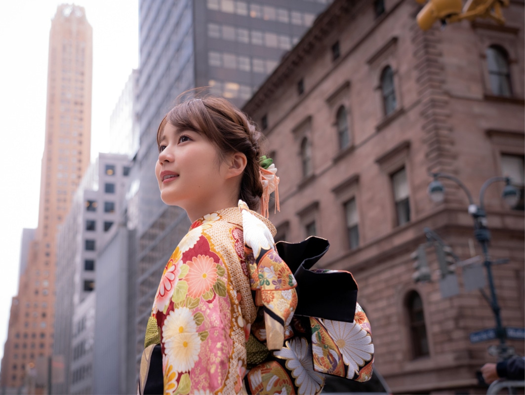 生田絵梨花写真集「インターミッション」（講談社）より。（撮影：中村和孝）