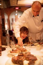 生田絵梨花写真集「インターミッション」（講談社）より。（撮影：中村和孝）