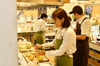 なないろカレー開発時の様子。