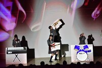 「映像パフォーマンスの授業2」2時限目の様子。