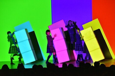 「映像パフォーマンスの授業2」3時限目の様子。