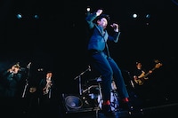 在日ファンク「しようよ、再会」の様子。（撮影：廣田達也）