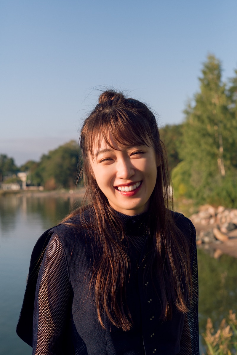 高山一実2nd写真集先行カット(撮影:嶌村吉祥丸)