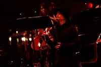 「HYDE ACOUSTIC CONCERT 2019 黒ミサ BIRTHDAY」1月23日公演の様子。（撮影：田中和子）