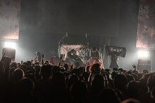 ぜんぶ君のせいだ。「ぜんぶ君のせいだ。ワンマンLIVE～革鳴共唱～」の模様。（撮影：関上貴也）