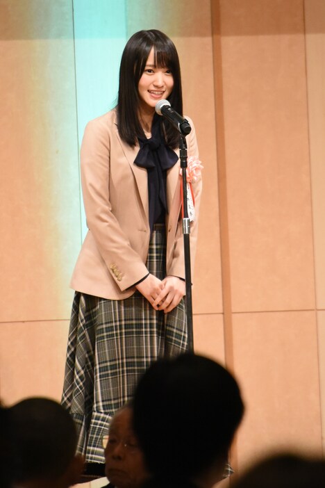 菅井友香（欅坂46）