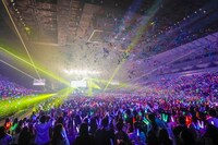 人気画像6位は「そらまふうらさか横浜アリーナで新年会、2019年を最高の幕開けで飾る」より、「そらまふうらさかのふゆやすみ！～明けまして新年会～」の会場の様子。（撮影：小松陽祐［ODD JOB］ / 堀卓朗［ELENORE］ / 川田洋司［mosa］ / 加藤千絵［CAPS］）
