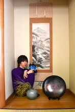 床の間に現れた鬼（リョウガ）。