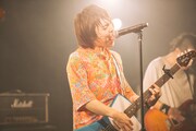 下川リヲ（Vo, G）（撮影：コムラマイ）