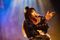 ぺいにゃむにゃむ（撮影：タマイシンゴ）