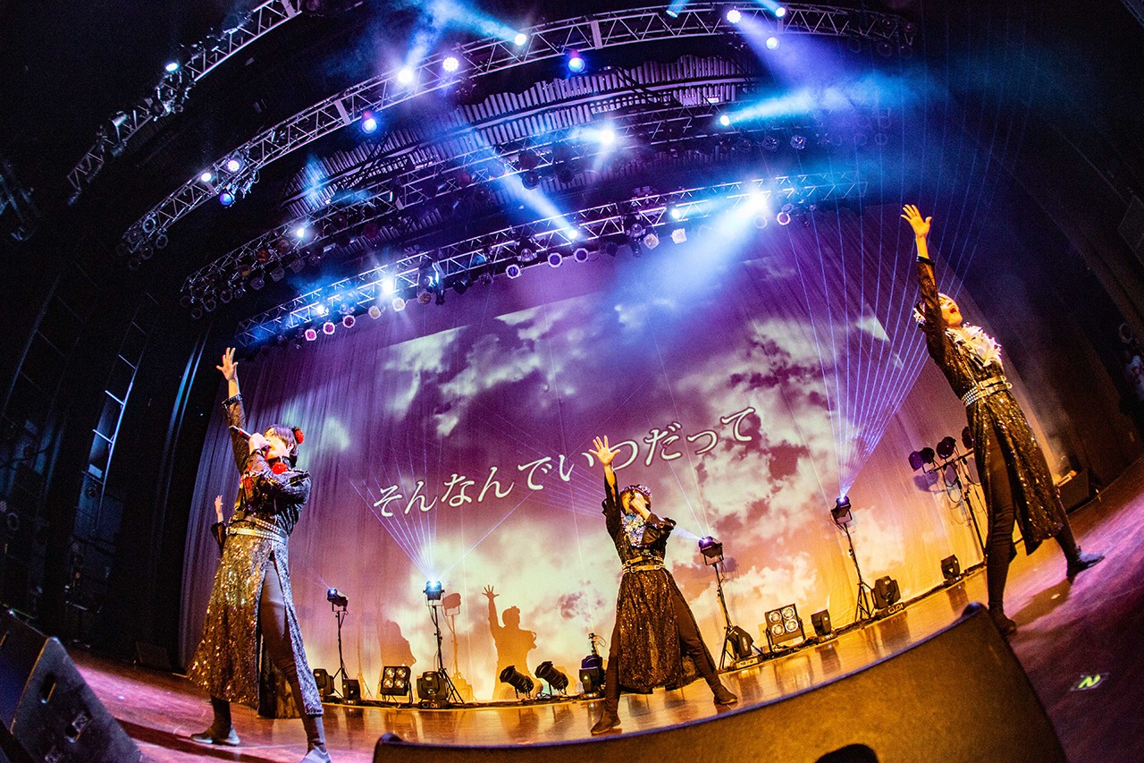 二丁目の魁カミングアウト「JAPAN GAY TOUR」東京・ステラボール公演の様子。（撮影：タマイシンゴ）