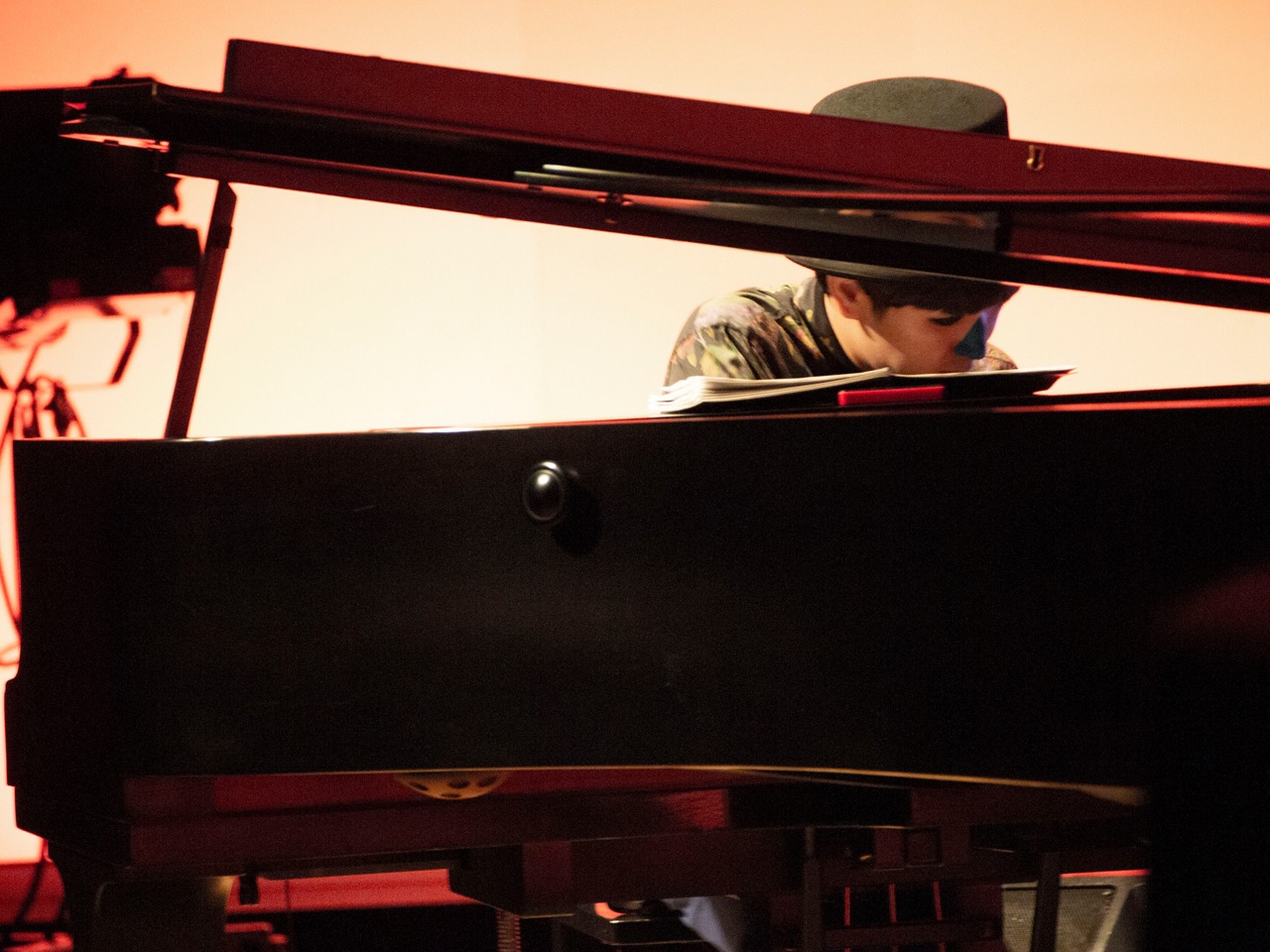 H ZETT M「ピアノ独演会2019 -新年の響きの陣-」の様子。（写真提供：Worldapart ltd.）