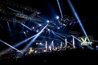 「阿部真央 らいぶNo.8 ～10th Anniversary Special～」東京・日本武道館公演の様子。（撮影：笹森健一）