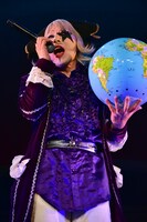 GLAY「誘惑」を熱唱するゴー☆ジャス。