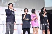 「au × music 2019」記者会見の様子。