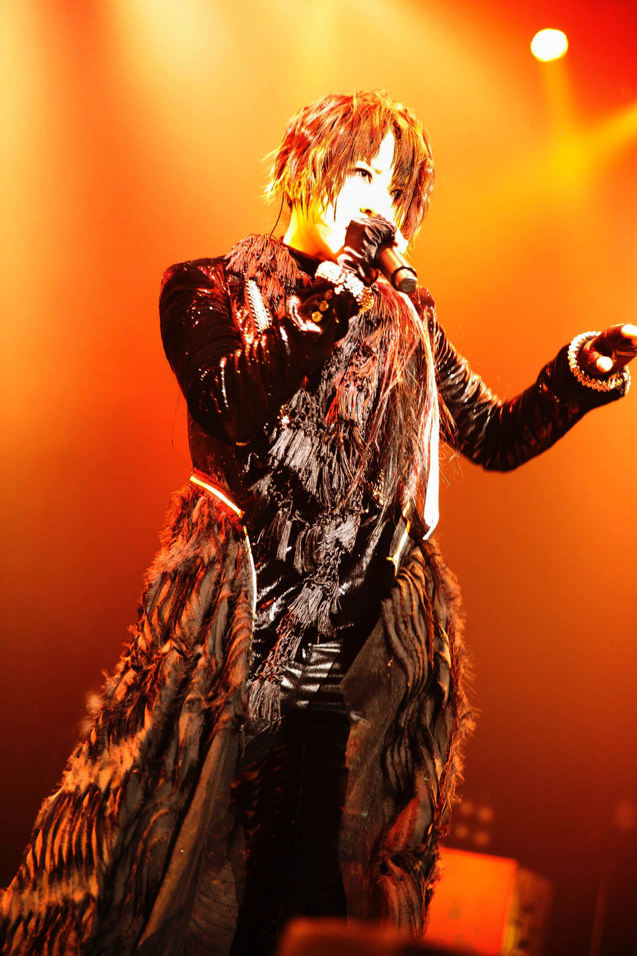 ライブツアー「YAKUMO」東京・マイナビBLITZ赤坂公演の様子。（写真提供：ビーイング）