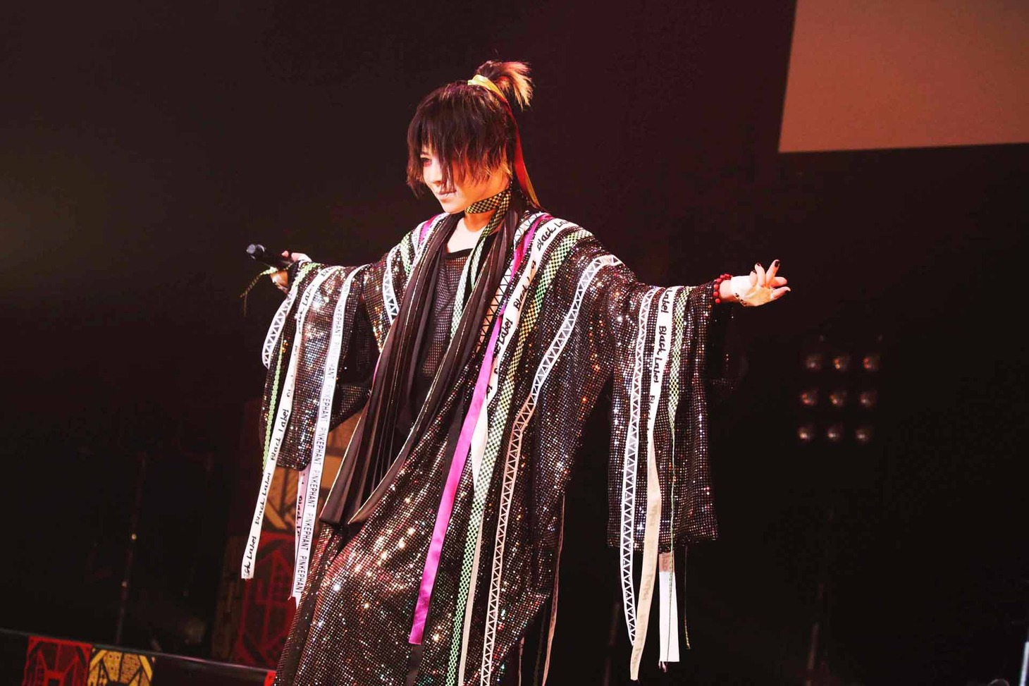 ライブツアー「YAKUMO」東京・マイナビBLITZ赤坂公演の様子。（写真提供：ビーイング）