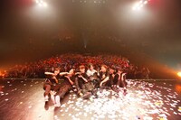 ライブツアー「YAKUMO」東京・マイナビBLITZ赤坂公演の様子。（写真提供：ビーイング）