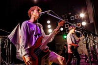 SWANKY DANK「WHITE FLAGS TOUR 2018～2019」東京・TSUTAYA O-WEST公演の様子。（Photo by TAKASHI KONUMA）