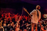 SWANKY DANK「WHITE FLAGS TOUR 2018～2019」東京・TSUTAYA O-WEST公演の様子。（Photo by TAKASHI KONUMA）