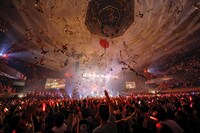 FLOW「FLOW LIVE BEST 2019 in 日本武道館 ～神祭り～」の様子。（撮影：柴田恵理）