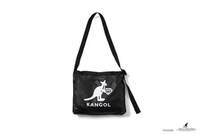 「SEVENTEEN×KANGOL SPECIAL COLLABORATION」ナイロンサコッシュ